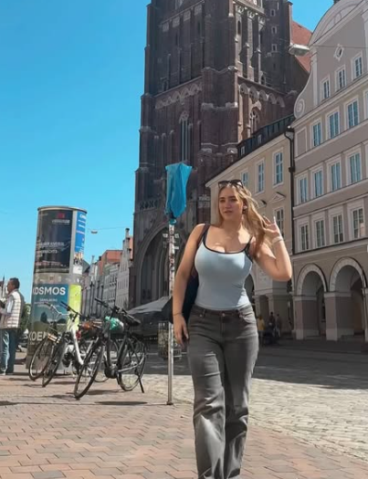 Chiri Francesca’s Age